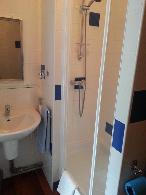 Chambres D'Hotes Au Grillon Dort Moustey Rom bilde
